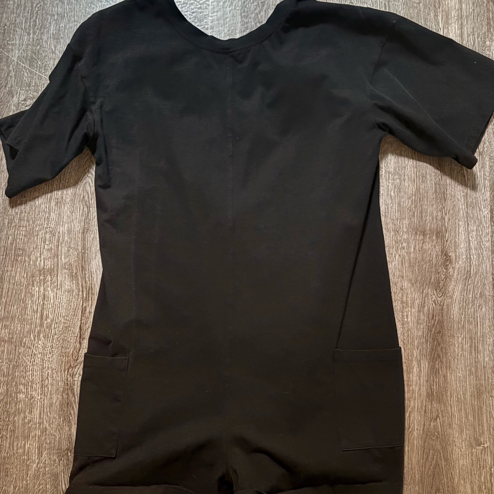 Black Short Sleeve Jumpsuit/romper